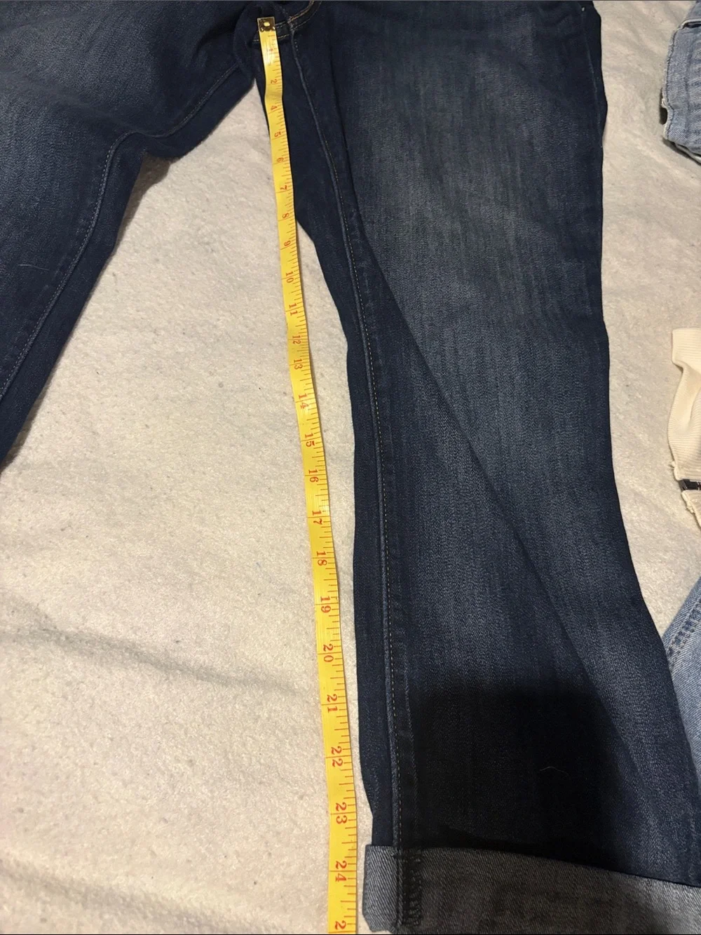 Levi Strauss Signature Modern Slim Cuffed Jeans Dark Wash Stretch Denim 34 x 24”